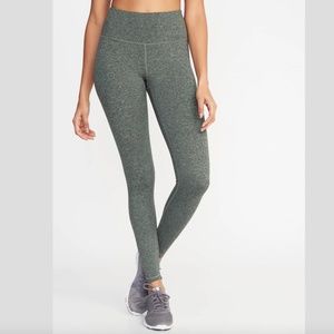 Old Navy elevate compression leggings yoga pants